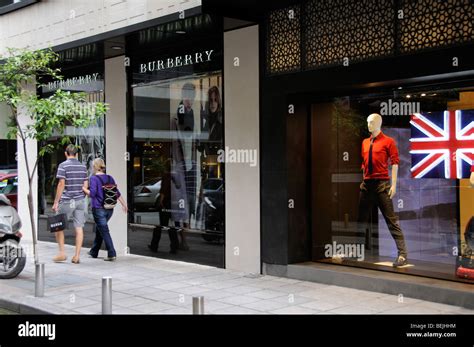 burberry attica thessaloniki